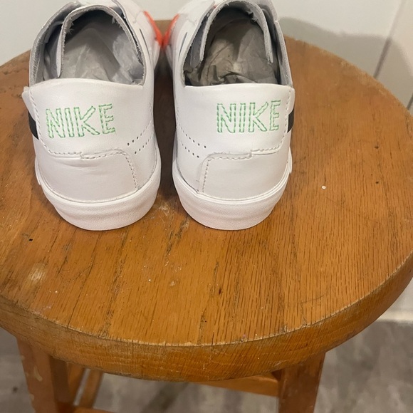 Nike Blazers slip on low top black and white - Picture 3 of 7